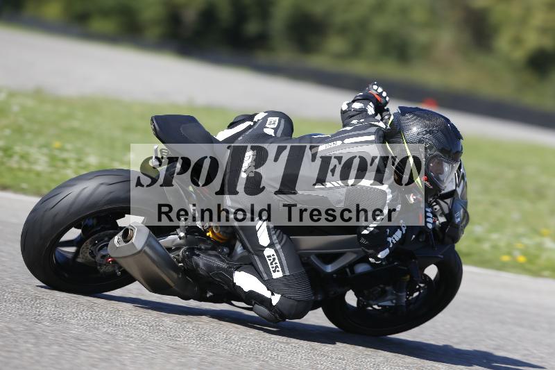 Archiv-2025/55 20.09.2025 Speer Racing ADR/Gruppe gelb/unklar